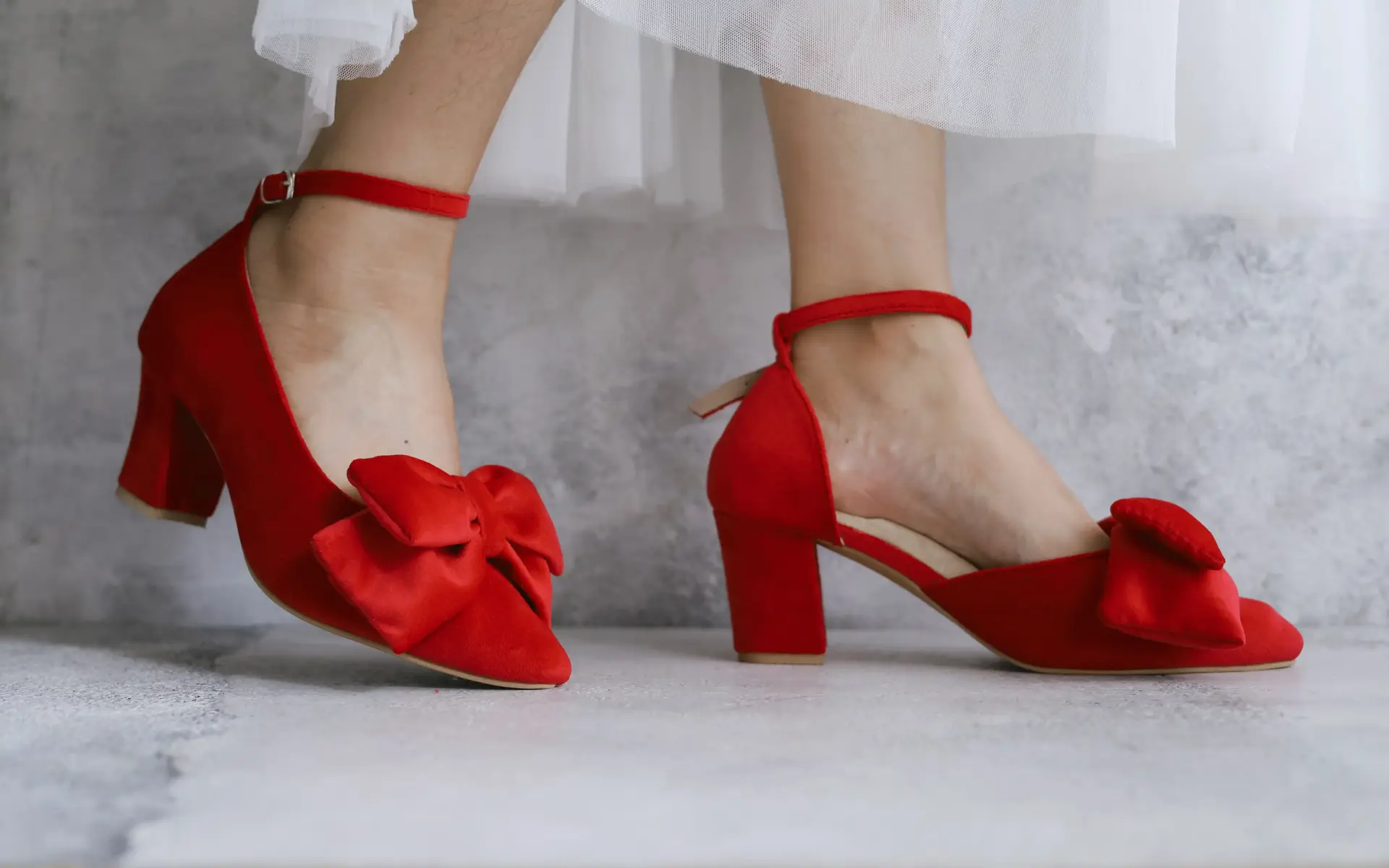 serene-wedding-shoes-default-details-product